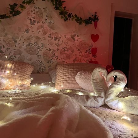 Domaine Des Anges Bed and Breakfast Avesnes-sur-Helpe Buitenkant foto