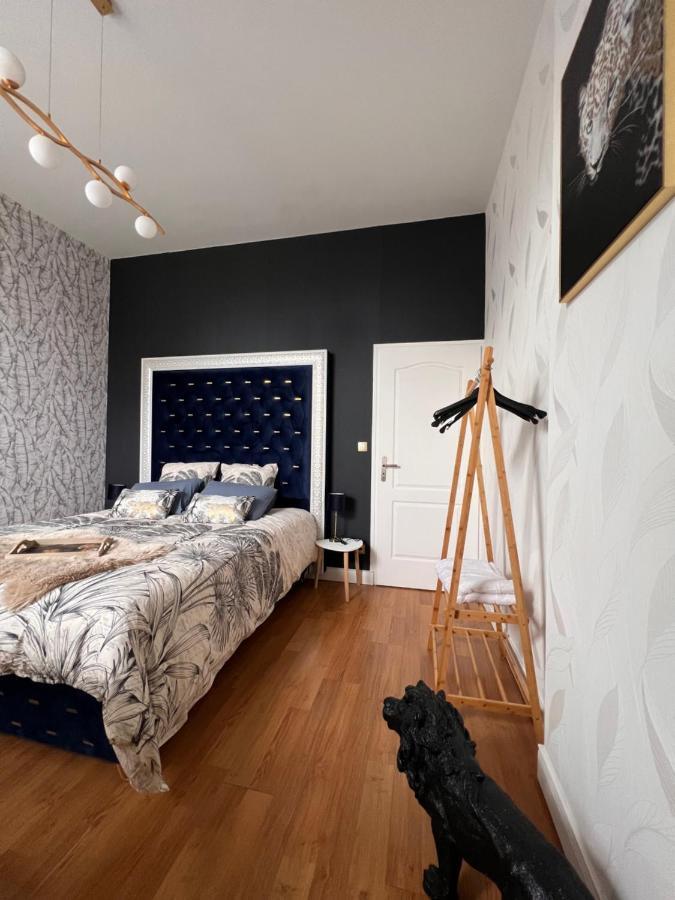 Domaine Des Anges Bed and Breakfast Avesnes-sur-Helpe Buitenkant foto