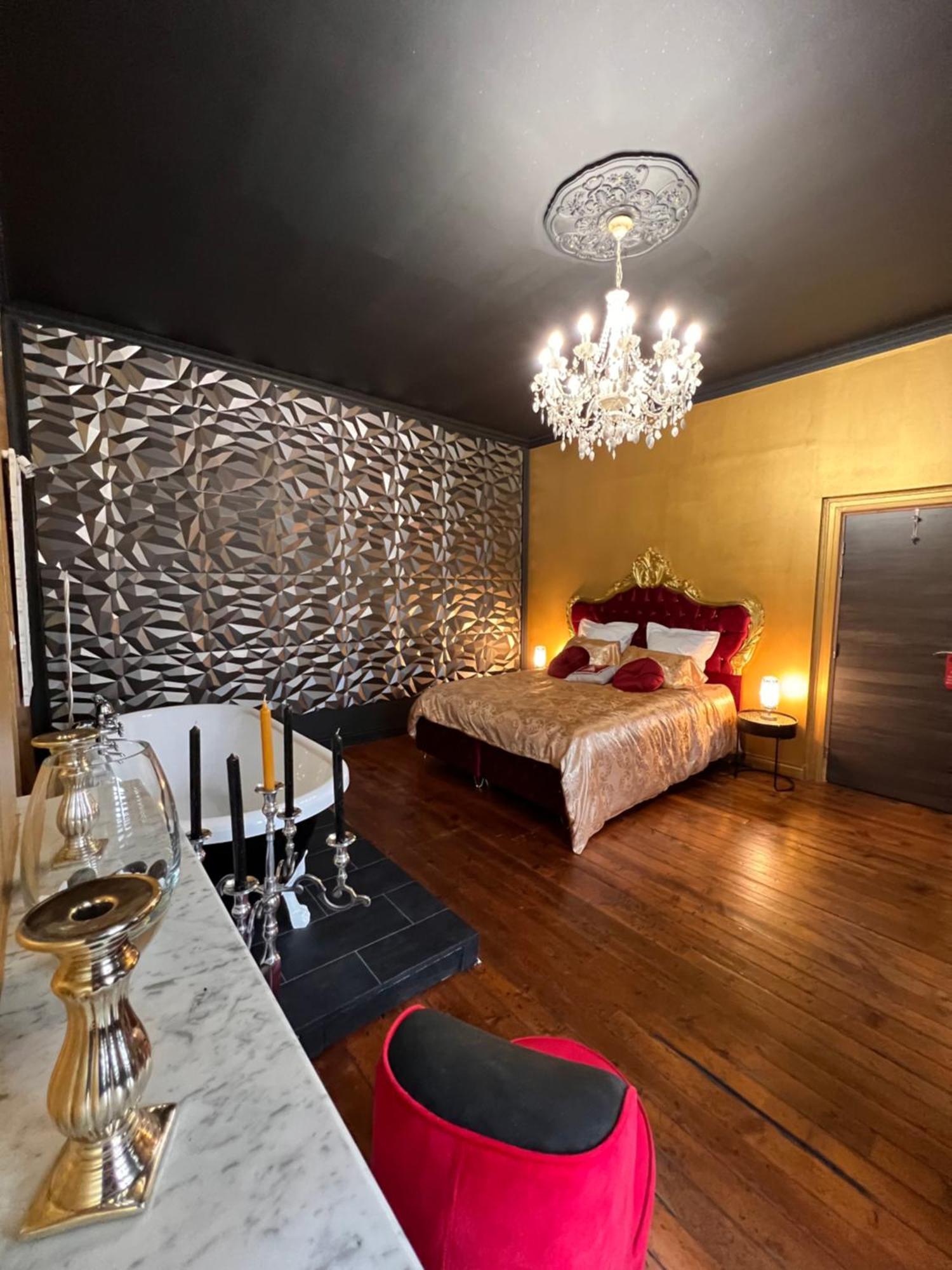 Domaine Des Anges Bed and Breakfast Avesnes-sur-Helpe Buitenkant foto
