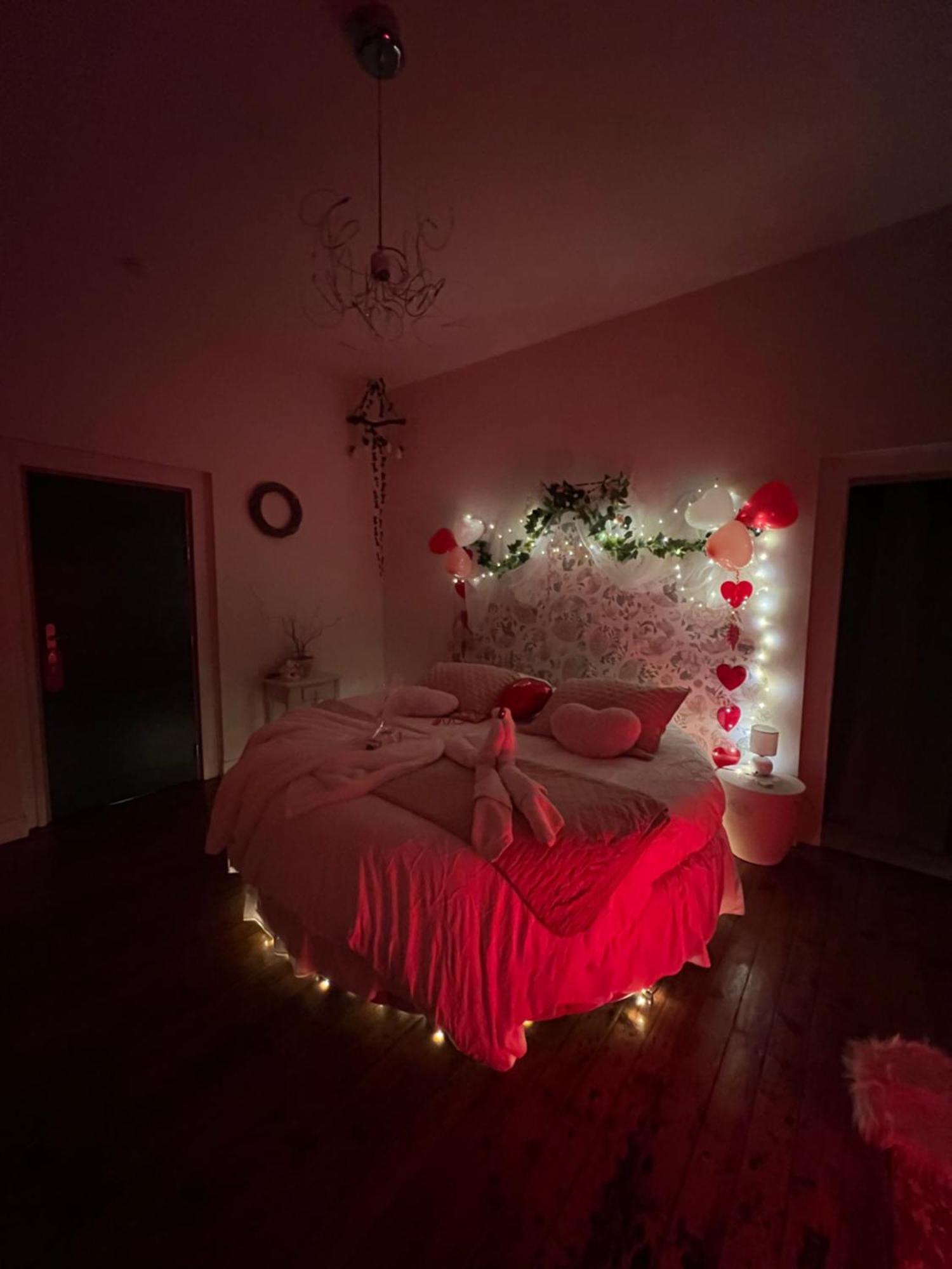 Domaine Des Anges Bed and Breakfast Avesnes-sur-Helpe Buitenkant foto