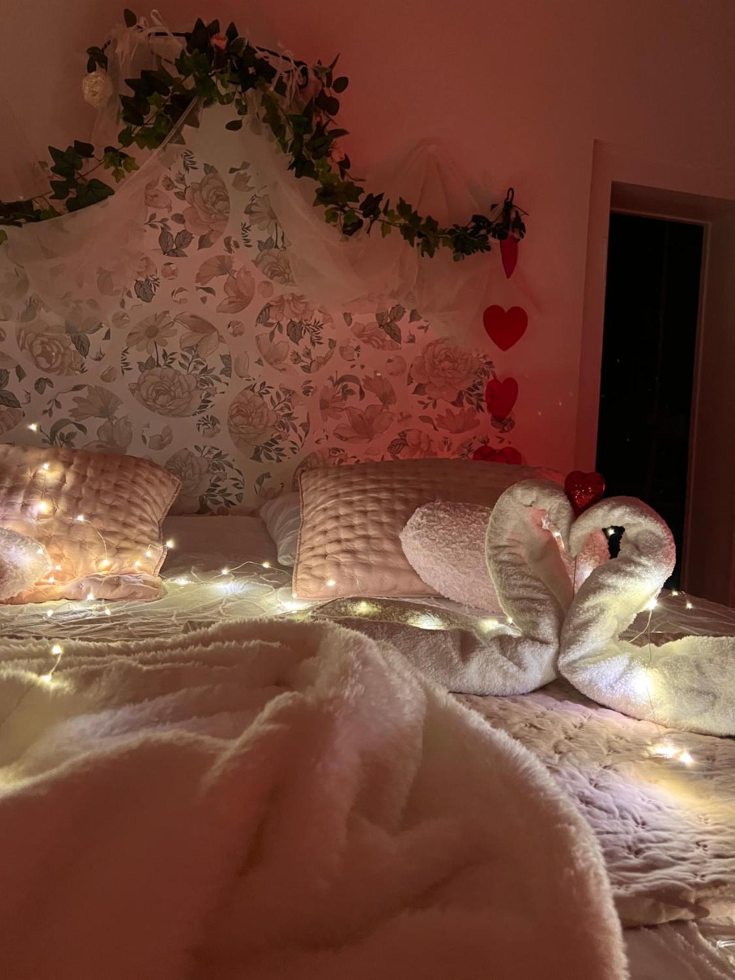 Domaine Des Anges Bed and Breakfast Avesnes-sur-Helpe Buitenkant foto