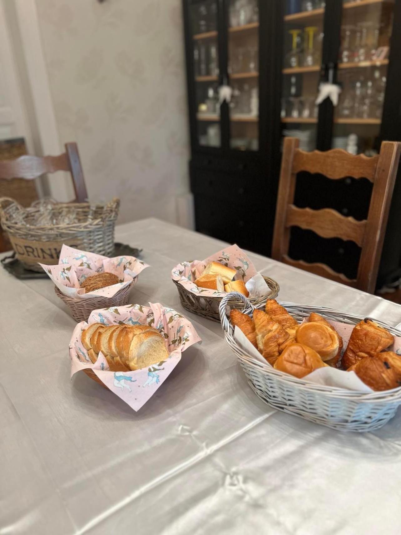 Domaine Des Anges Bed and Breakfast Avesnes-sur-Helpe Buitenkant foto