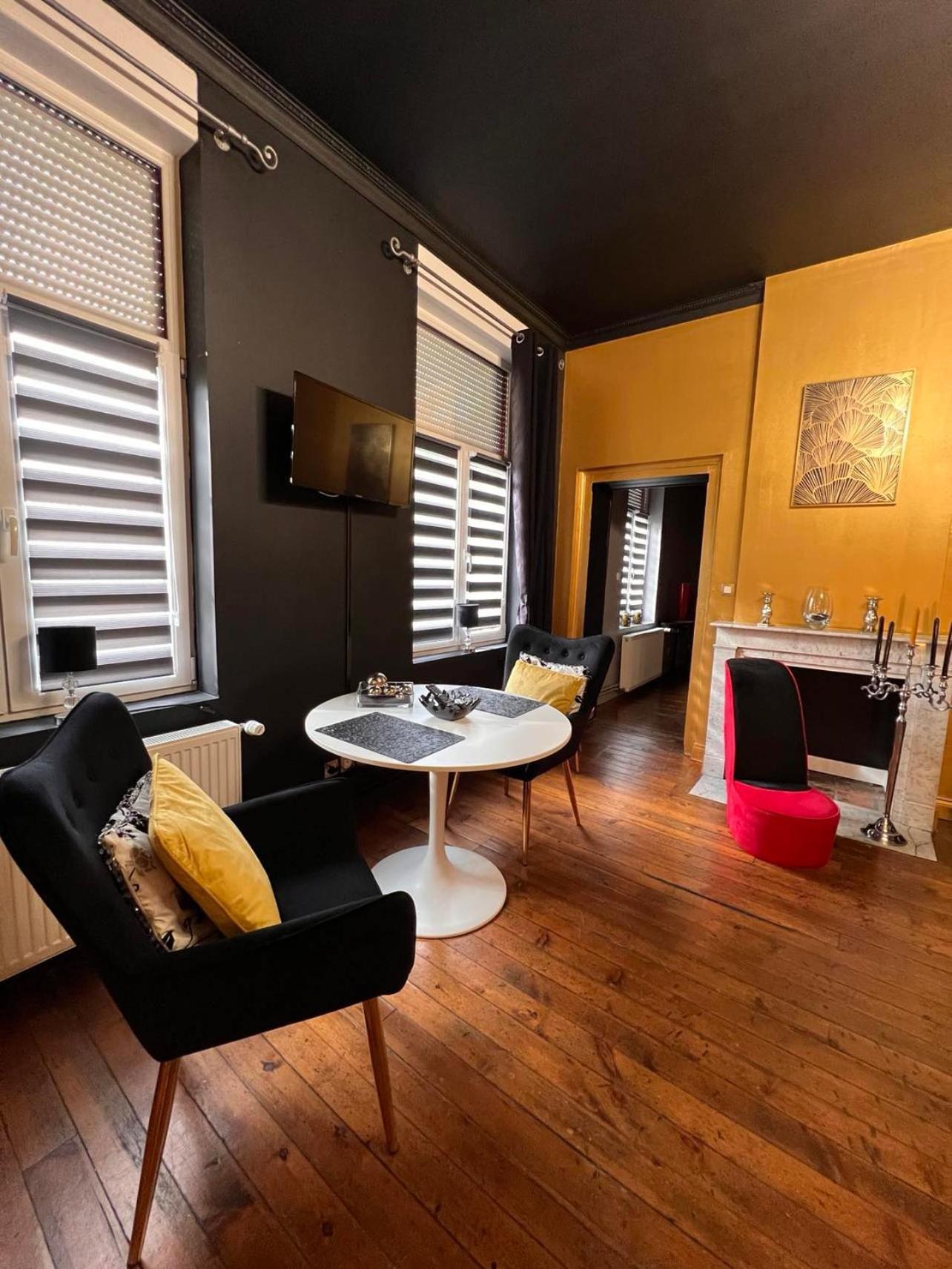 Domaine Des Anges Bed and Breakfast Avesnes-sur-Helpe Buitenkant foto